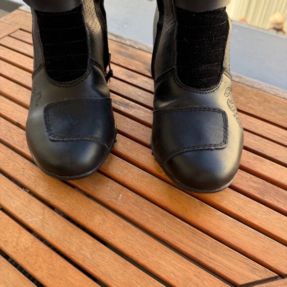 Joe Rocket Heartbreaker Motorcycle Riding Boots With Buckle Strap & Side Zippers - Picture 4 of 10